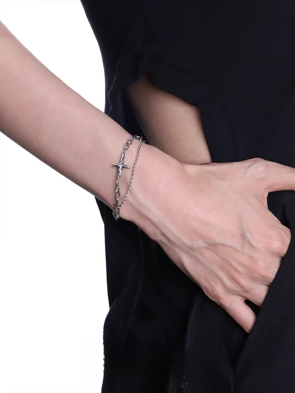 Janvera Silver Cross Chain Bracelet – Minimalist Unisex Jewelry